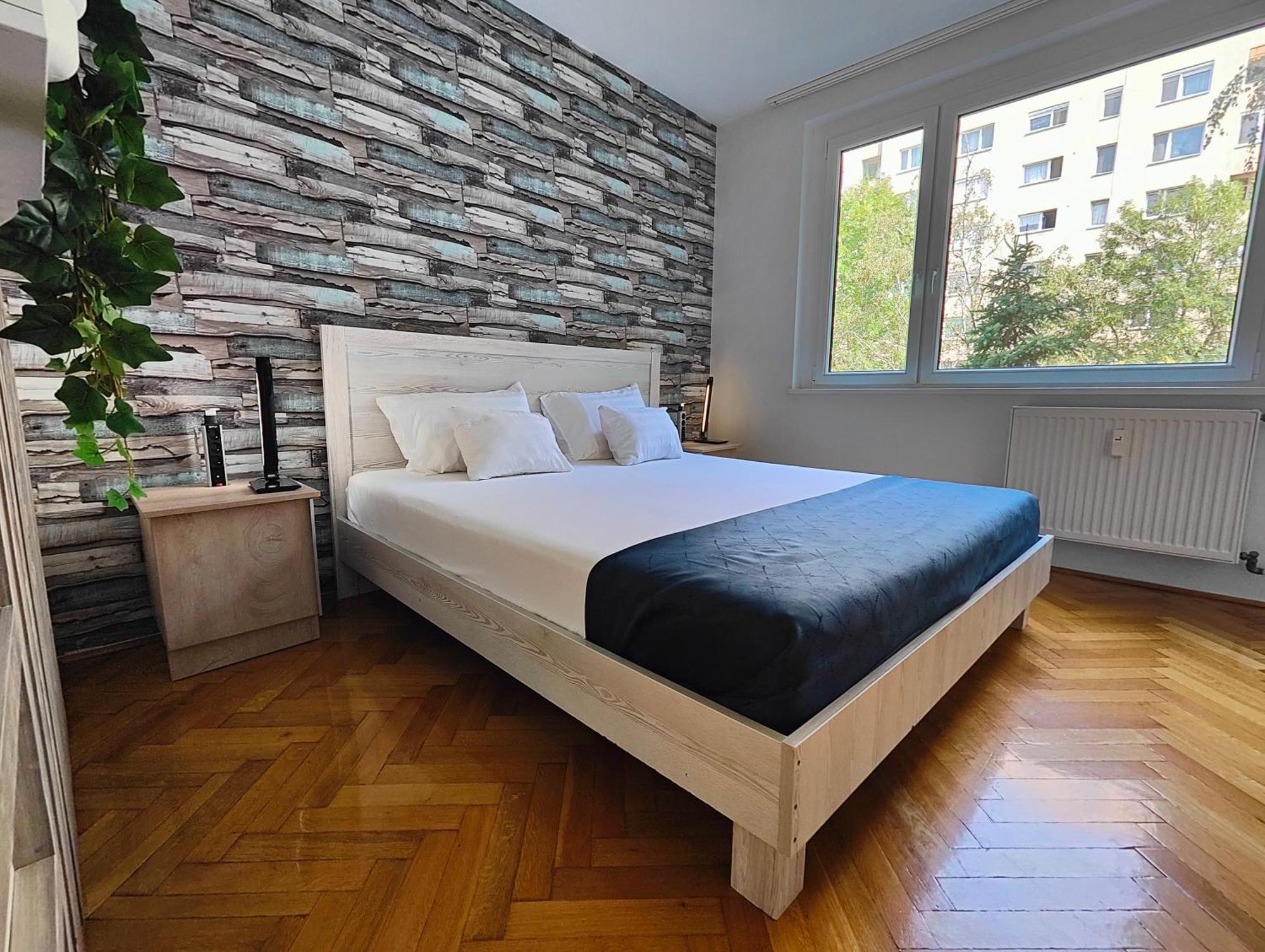 Comfort 14 -- Stylish City Apartment Netflix, Wi-Fi & Parking Miskolc Buitenkant foto